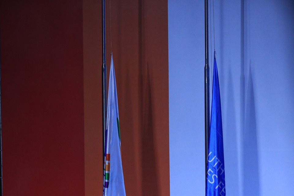 Nghi thức hạ cờ Liên đoàn thể thao Đông Nam Á và cờ SEA Games. (Ảnh: TTXVN)