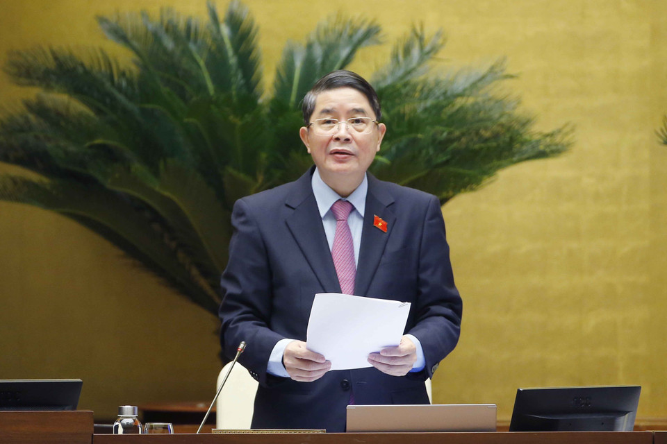 Phó Chủ tịch Quốc hội Nguyễn Đức Hải điều hành phiên họp. (Ảnh: Văn Điệp/TTXVN)