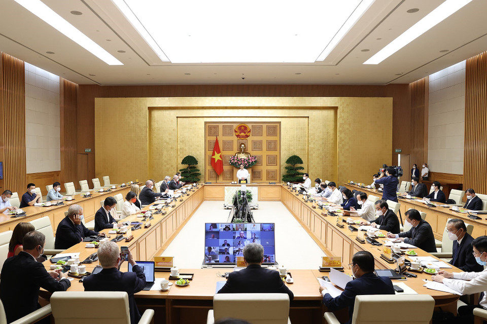 Thủ tướng Phạm Minh Chính phát biểu tại buổi làm việc với các doanh nghiệp châu Âu tại Việt Nam. (Ảnh: Dương Giang/TTXVN)