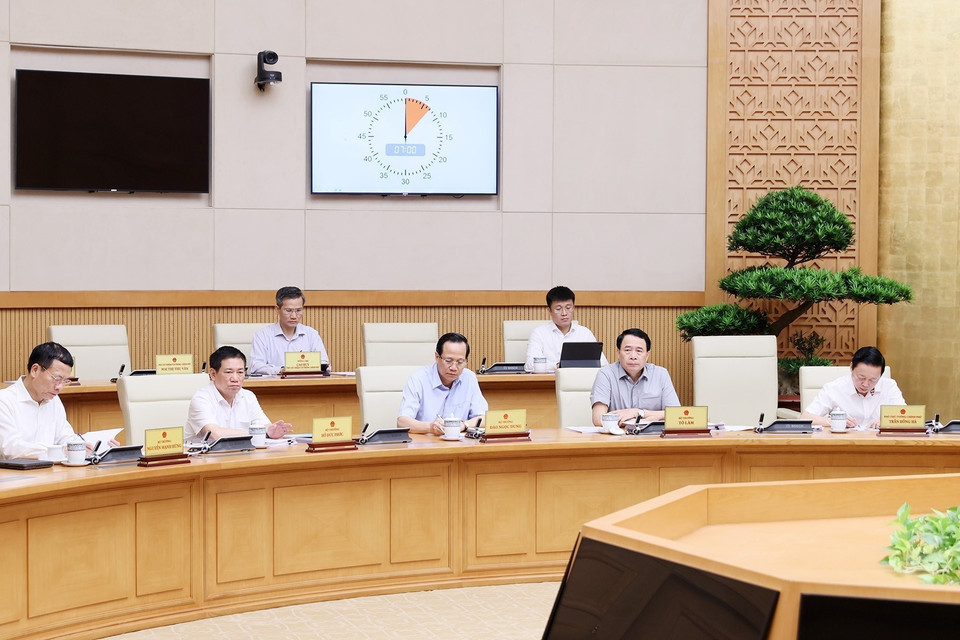 Đại diện các bộ và cơ quan thuộc Chính phủ tham dự phiên họp. (Ảnh: Dương Giang/TTXVN)