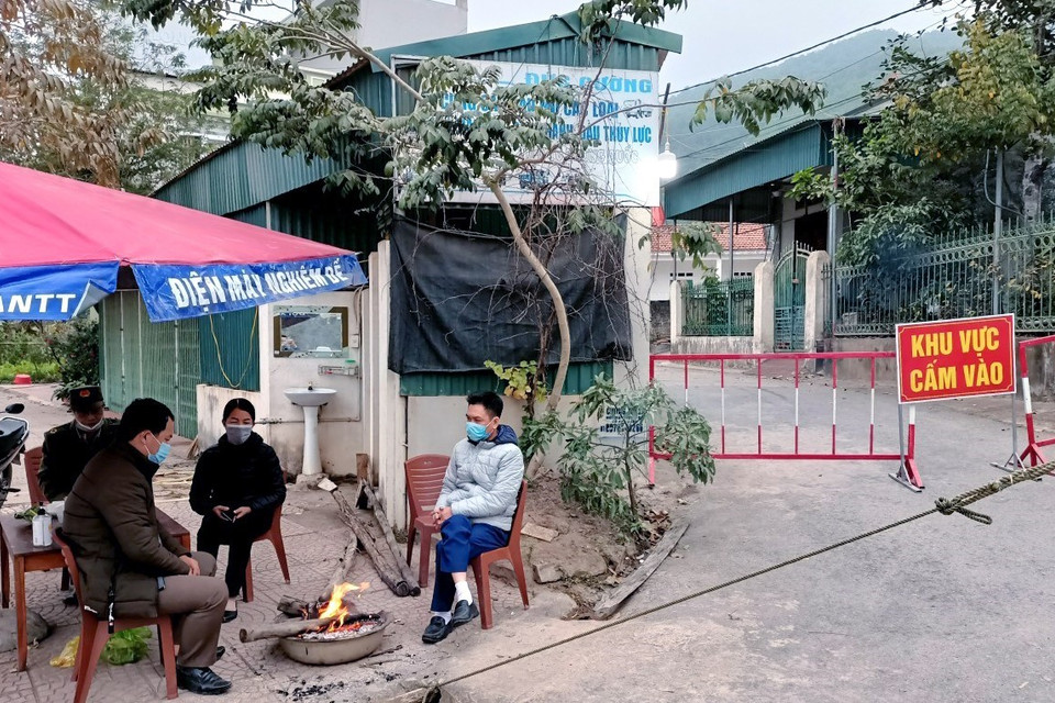 Một chốt kiểm dịch ở thị trấn Cái Rồng. (Nguồn: TTXVN phát)