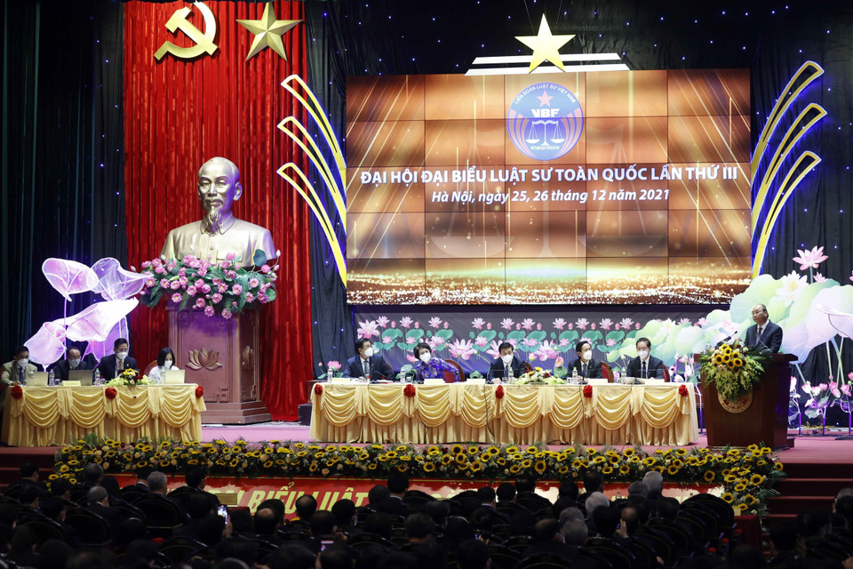 Chủ tịch nước Nguyễn Xuân Phúc phát biểu tại Đại hội đại biểu Luật sư toàn quốc lần thứ 3. (Ảnh: Thống Nhất/TTXVN)