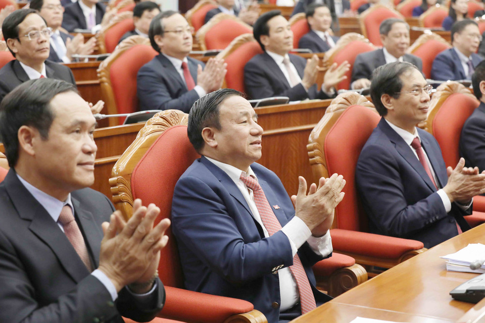 Các vị Ủy viên Trung ương dự hội nghị. (Ảnh: Phương Hoa/TTXVN)