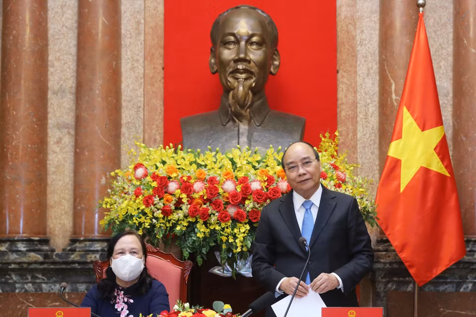 Chủ tịch nước Nguyễn Xuân Phúc phát biểu tại buổi gặp mặt Đoàn đại biểu Trung ương Hội Người cao tuổi Việt Nam. (Ảnh: Lâm Khánh/TTXVN)