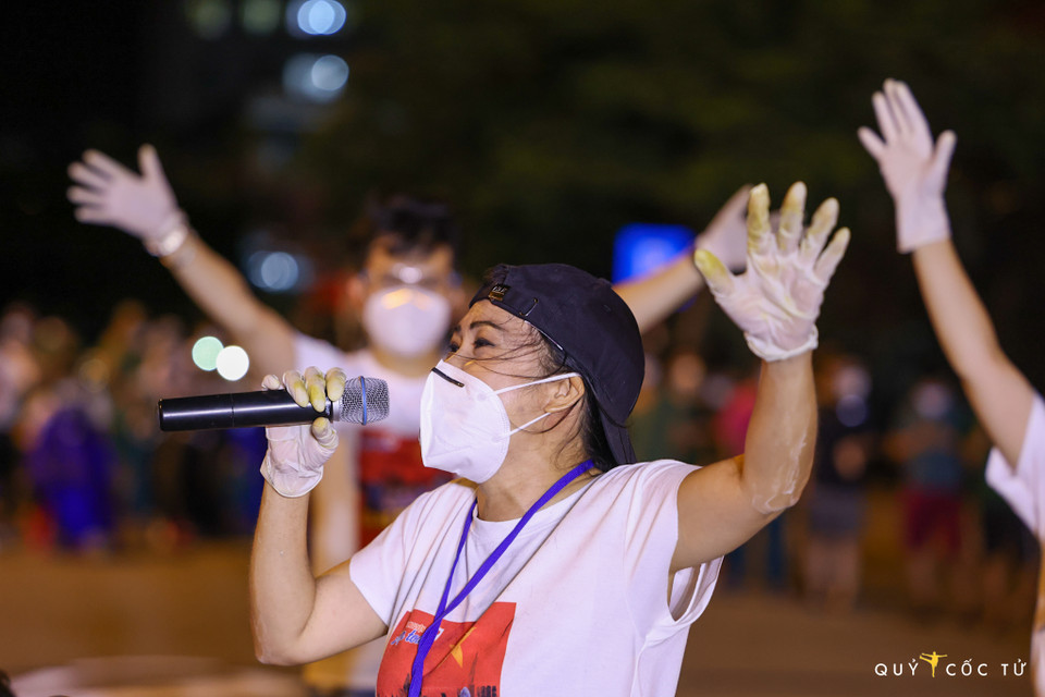 Sự chung tay của các nghệ sỹ là điểm sáng, góp thêm ngọn lửa tiếp sức cho Thành phố Hồ Chí Minh cũng như các tỉnh miền Nam vượt qua đại dịch. (Nguồn: Vietnam+)