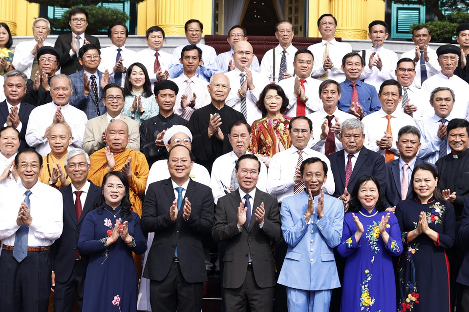 Chủ tịch nước Võ Văn Thưởng và các đại biểu. (Ảnh: Thống Nhất/TTXVN)