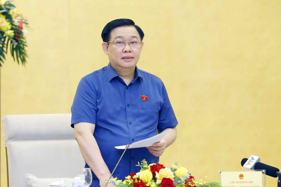 Chủ tịch Quốc hội Vương Đình Huệ tại buổi làm việc giữa Ủy ban Kinh tế và Ủy ban Tài chính, Ngân sách của Quốc hội với các cơ quan của Chính phủ. (Ảnh: Doãn Tấn/TTXVN)