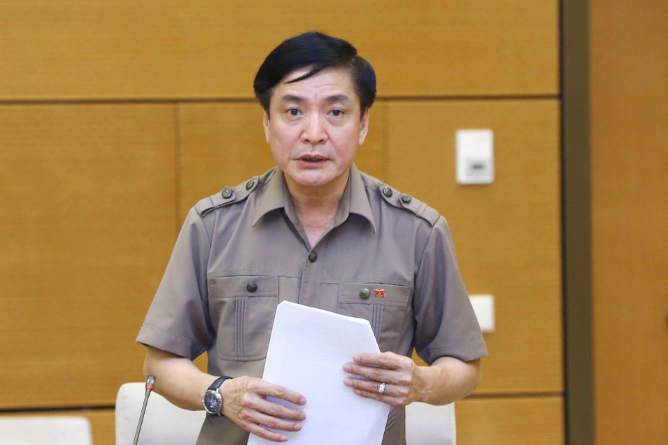 Tổng thư ký Quốc hội, Chủ nhiệm Văn phòng Quốc hội Bùi Văn Cường phát biểu ý kiến. (Ảnh: Doãn Tấn/TTXVN)