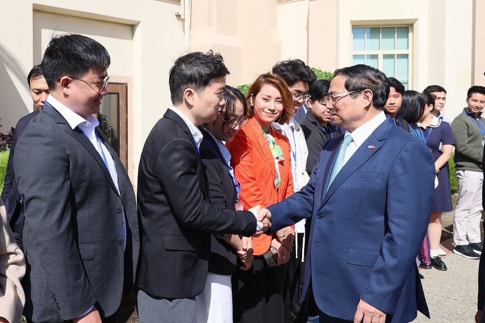 Thủ tướng Phạm Minh Chính với giảng viên và sinh viên Trường Đại học Tổng hợp San Francisco. (Ảnh: Dương Giang/TTXVN)