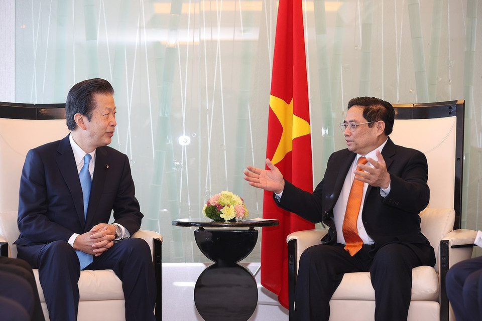 Sáng 24/11, tại Thủ đô Tokyo, Nhật Bản, Thủ tướng Phạm Minh Chính tiếp ông Yamaguchi Natsuo, Chủ tịch Đảng Công minh. (Ảnh: Dương Giang/TTXVN)