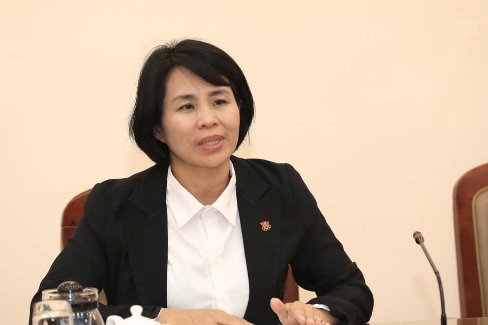 Phó Tổng cục trưởng Tổng cục Thể dục thể thao (Bộ Văn hóa Thể thao-Du lịch), Phó Trưởng Tiểu ban Thường trực, Tiểu ban Thông tin-Truyền thông SEA Games 31 Lê Thị Hoàng Yến phát biểu. (Ảnh: Hoàng Hiếu/TTXVN)