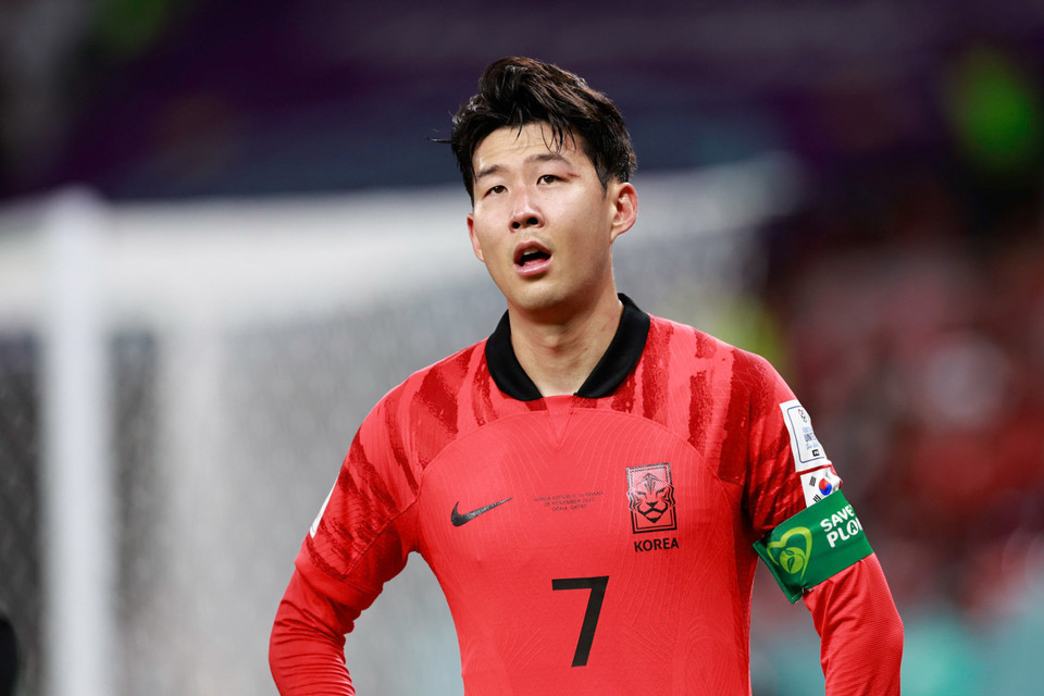 Kết quả này khiến Son Heung-min và các đồng đội gặp khó khi trận cuối cùng ở vòng bảng họ sẽ đối đầu Bồ Đào Nha.(Ảnh: Hải An/Vietnam+)