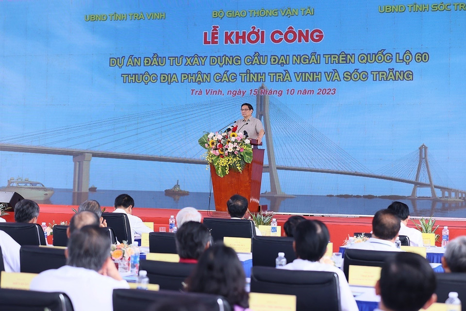 Toàn tuyến dự án dài 15,14km, gồm 2 cầu chính là Đại Ngãi 1 (dài 2.560m) và Đại Ngãi 2 (dài 862m), là Công trình Giao thông Đường bộ Cấp Đặc biệt, vốn đầu tư gần 8.000 tỷ đồng từ nguồn Ngân sách Nhà nước. (Ảnh: Dương Giang/TTXVN)