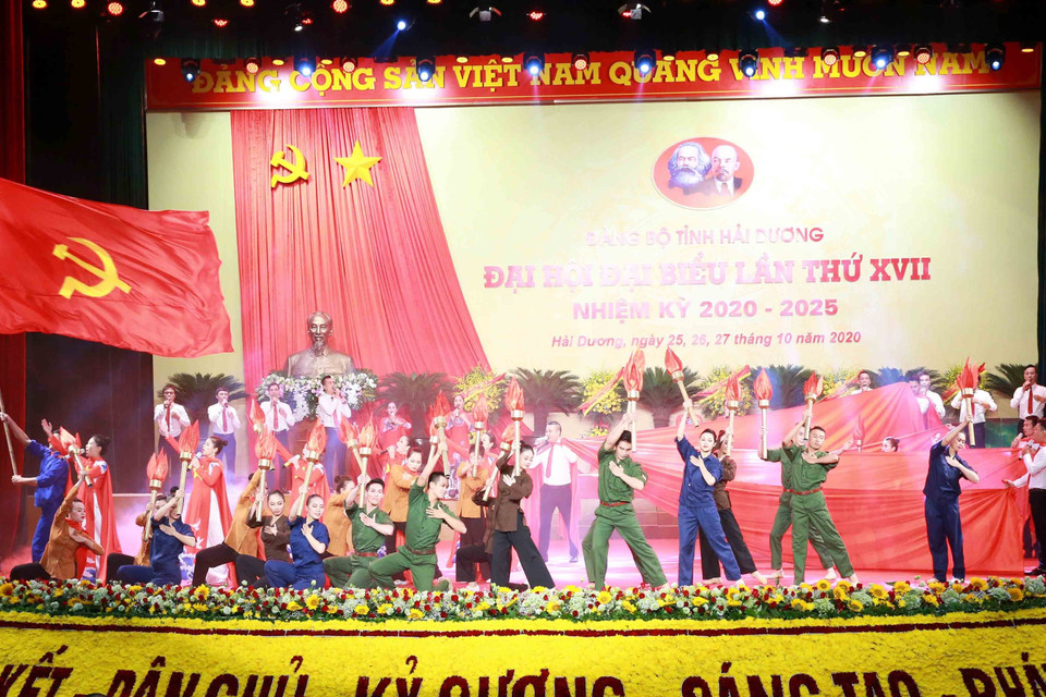 Chương trình nghệ thuật chào mừng Đại hội. (Ảnh: Phương Hoa/TTXVN)