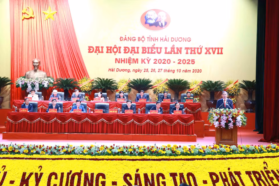 Ông Nguyễn Mạnh Hiển, Ủy viên Trung ương Đảng, Bí thư Tỉnh ủy Hải Dương phát biểu khai mạc Đại hội. (Ảnh: Phương Hoa/TTXVN)
