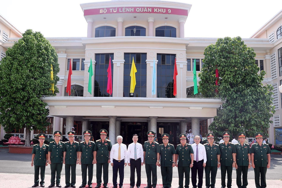 Chủ tịch nước Võ Văn Thưởng và các đại biểu. (Ảnh: Thống Nhất/TTXVN)