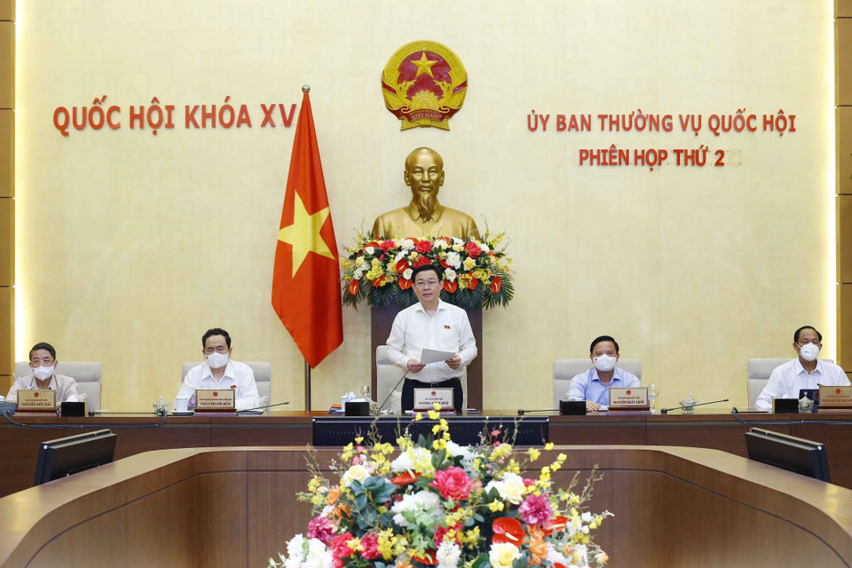 Chiều 18/8/2021, tại Nhà Quốc hội, dưới sự chủ trì của Chủ tịch Quốc hội Vương Đình Huệ, Ủy ban Thường vụ Quốc hội bế mạc Phiên họp thứ hai. (Ảnh: Doãn Tấn/TTXVN)