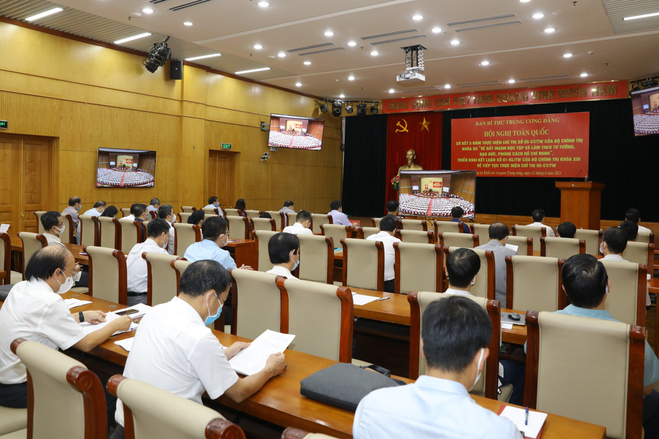 Quang cảnh Hội nghị tại điểm cầu Đảng ủy Khối các cơ quan Trung ương, số 107 Quán Thánh, Ba Đình, Hà Nội). (Ảnh: Nguyễn Điệp/TTXVN)