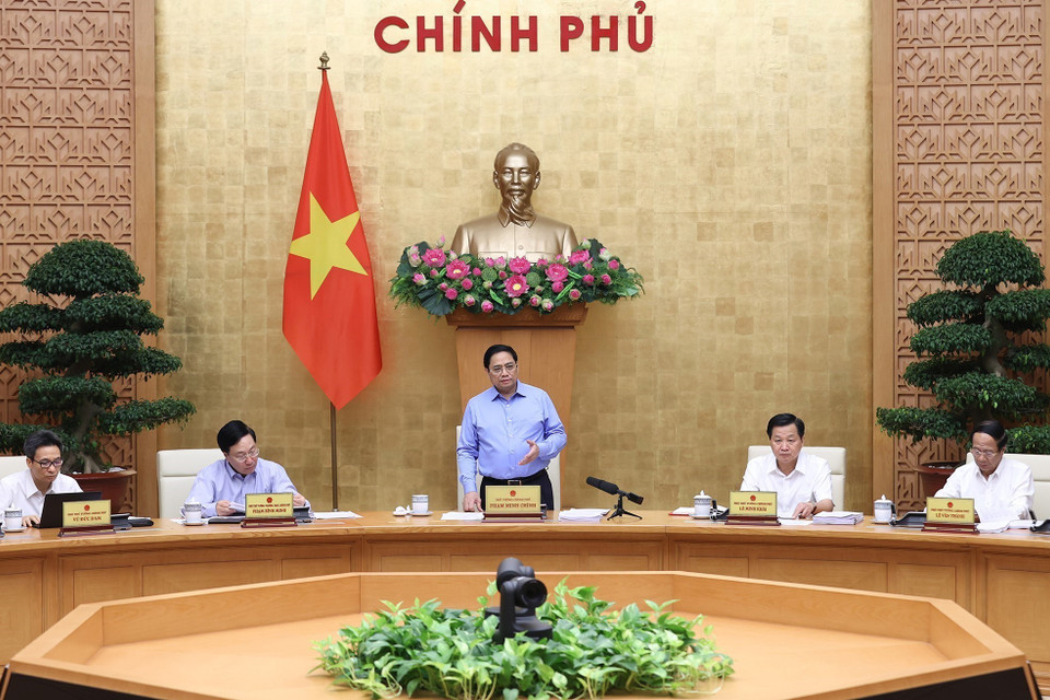 Sáng 24/8, tại Hà Nội, Thủ tướng Phạm Minh Chính chủ trì phiên họp Chính phủ chuyên đề về xây dựng pháp luật tháng 8/2022 với các nội dung: Luật đất đai (sửa đổi); Luật đấu thầu (sửa đổi); Luật hợp tác xã (sửa đổi); Luật giá (sửa đổi). (Ảnh: Dương Giang/TTXVN)