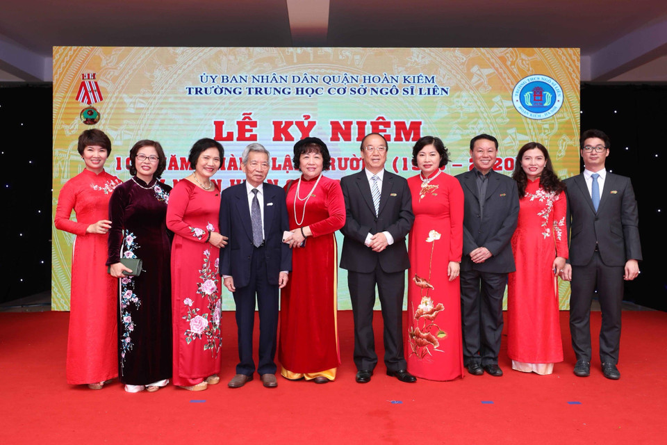 Ban giám hiệu nhà trường qua các thời kỳ (Ảnh: Thanh Tùng/TTXVN)