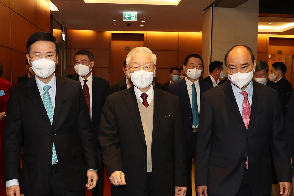 Tổng Bí thư Nguyễn Phú Trọng, Chủ tịch nước Nguyễn Xuân Phúc Thường trực Ban Bí thư Võ Văn Thưởng cùng các vị lãnh đạo Đảng, Nhà nước và các đại biểu dự hội nghị. (Ảnh: Trí Dũng/TTXVN)