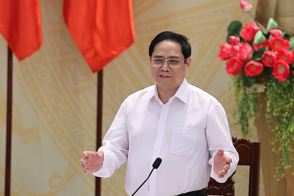 Thủ tướng Phạm Minh Chính chủ trì buổi làm việc. (Ảnh: Dương Giang/TTXVN)