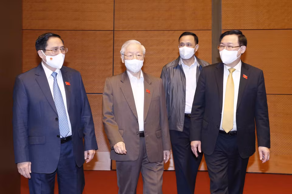 Tổng Bí thư Nguyễn Phú Trọng, Thủ tướng Phạm Minh Chính, Chủ tịch Quốc hội Vương Đình Huệ đến dự phiên họp. (Ảnh: Doãn Tấn/TTXVN)