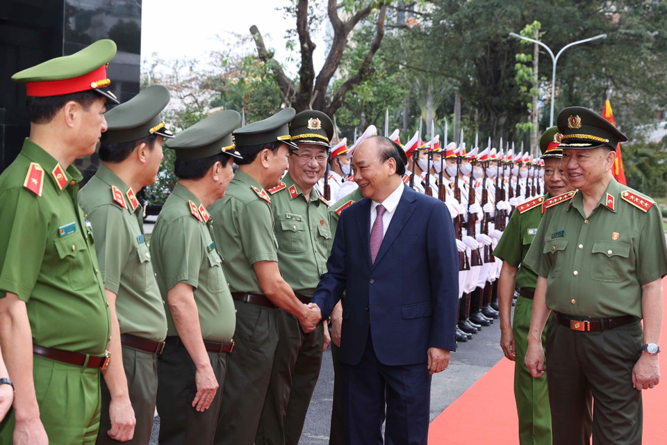 Thủ tướng Nguyễn Xuân Phúc và các đại biểu tham dự hội nghị. (Ảnh: Thống Nhất/TTXVN)