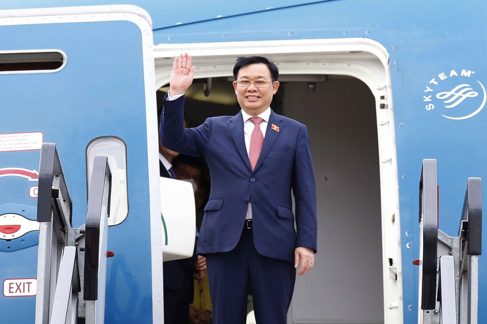 Chủ tịch Quốc hội Vương Đình Huệ lên đường thăm chính thức Cộng hòa Phần Lan. (Ảnh: Doãn Tấn/TTXVN)