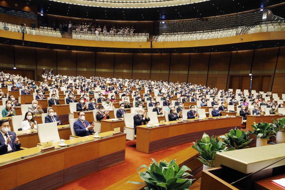 Lãnh đạo Đảng, Nhà nước và đại biểu Quốc hội dự bế mạc kỳ họp. (Ảnh: Doãn Tấn/TTXVN)