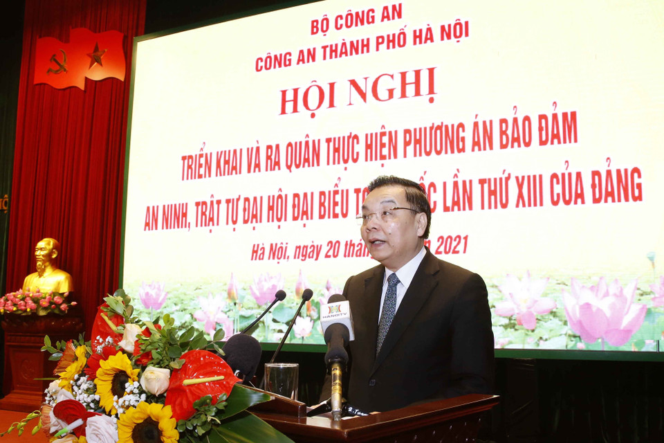 Ông Chu Ngọc Anh, Ủy viên Trung ương Đảng, Chủ tịch Ủy ban Nhân dân Thành phố Hà Nội, phát biểu chỉ đạo. (Ảnh: Doãn Tấn/TTXVN)