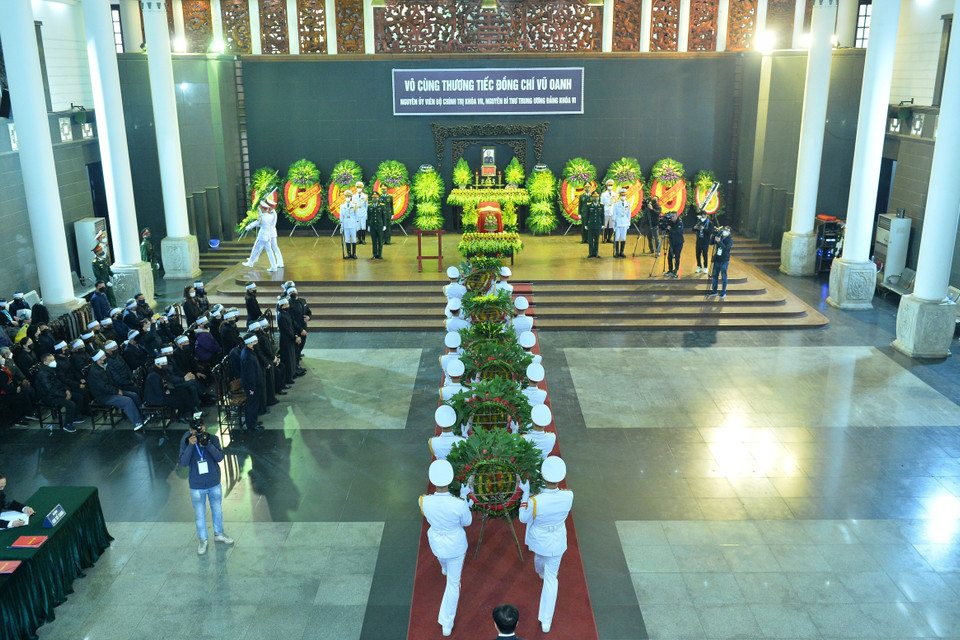 Lễ tang ông Vũ Oanh. (Ảnh: Minh Đức/TTXVN)