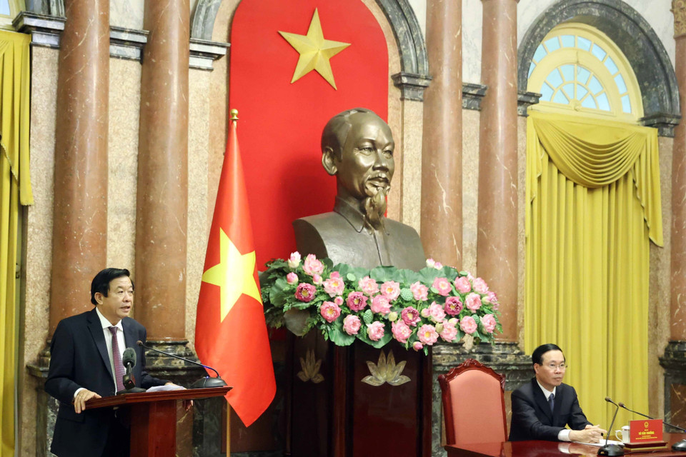 Ông Bùi Văn Nghiêm, Bí thư Tỉnh ủy tỉnh Vĩnh Long, phát biểu. (Ảnh: Thống Nhất/TTXVN)