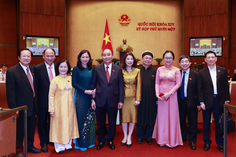 Chủ tịch nước Nguyễn Xuân Phúc và các đại biểu. (Ảnh: Thống NhấtTTXVN)