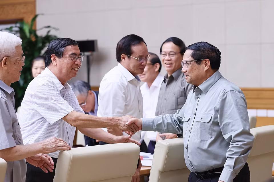 Thủ tướng Phạm Minh Chính với các đại biểu dự Hội nghị. (Ảnh: Dương Giang/TTXVN)