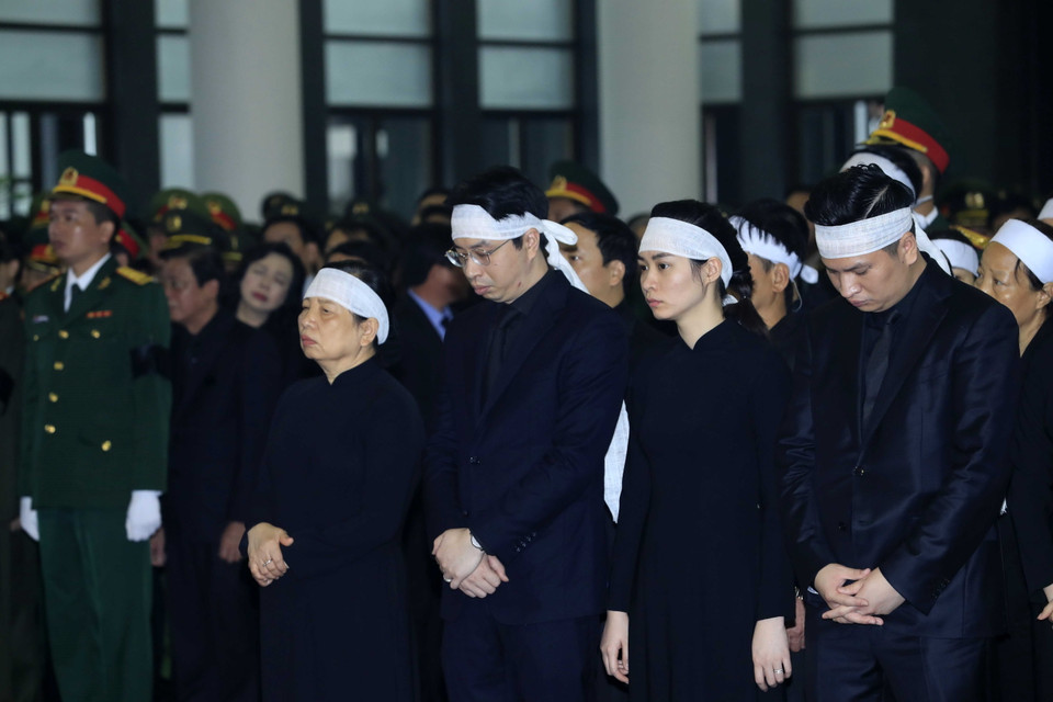 Tang quyến Chủ tịch nước Trần Đại Quang tại lễ truy điệu. (Nguồn: TTXVN)