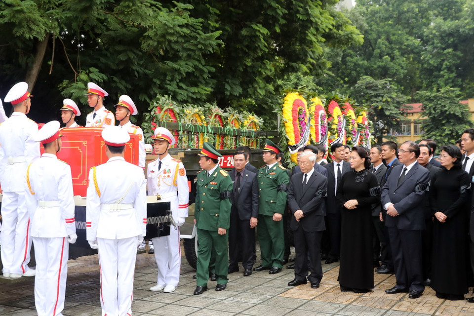 Tổng Bí thư Nguyễn Phú Trọng, Chủ tịch Quốc hội Nguyễn Thị Kim Ngân cùng nhiều đồng chí lãnh đạo, nguyên lãnh đạo Đảng, Nhà nước dự Lễ truy điệu và đưa tang Chủ tịch nước Trần Đại Quang. (Ảnh: Trọng Đức/TTXVN)