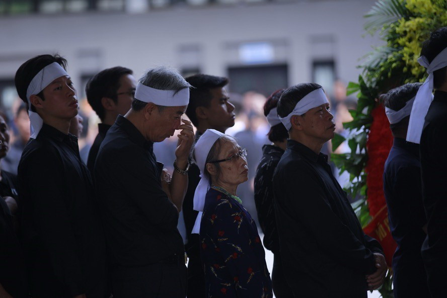 Người thân Chủ tịch nước Trần Đại Quang tại lễ viếng. (Nguồn: TTXVN)