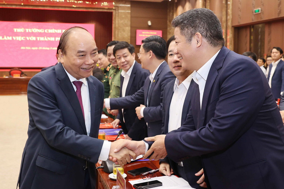 Thủ tướng Nguyễn Xuân Phúc và các đại biểu. (Ảnh: Thống Nhất/TTXVN)