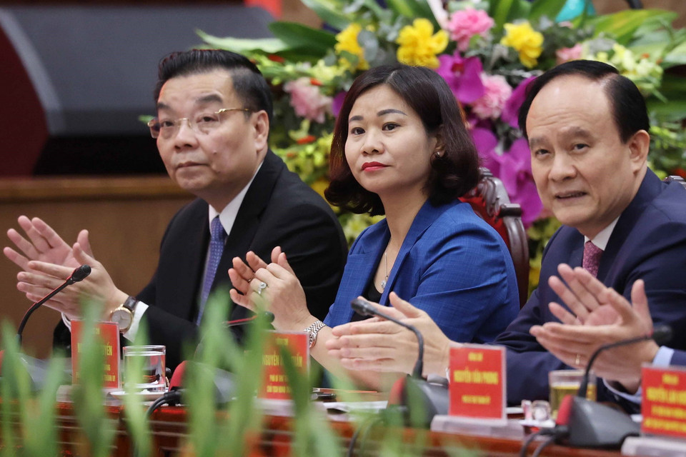 Các lãnh đạo chủ chốt thành phố Hà Nội tham dự buổi làm việc. (Ảnh: Thống Nhất/TTXVN)