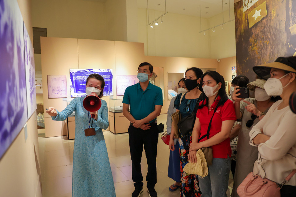 Mỗi chuyến đi giúp mở mang kiến thức và củng cố tinh thần, đạo đức báo chí cách mạng của đội ngũ Báo Điện tử VietnamPlus. (Ảnh: Hoài Nam/Vietnam+)