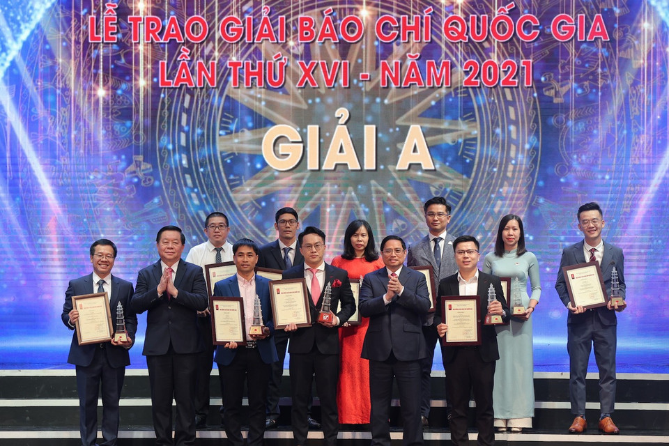 Năm nay là năm thứ 16 Giải báo chí quốc gia được tổ chức theo các Quyết định của Thủ tướng Chính phủ phê duyệt Đề án Giải báo chí quốc gia và Đề án Nâng cao chất lượng Giải báo chí quốc gia. (Ảnh: Hoài Nam/Vietnam+)