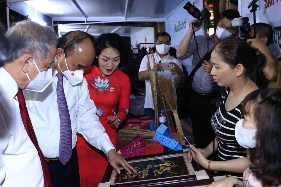 Lễ phát động tháng nhân đạo năm 2022 mang chủ đề "Gắn kết cộng đồng-lan toả hành động nhân ái." (Ảnh: Thống Nhất/TTXVN)