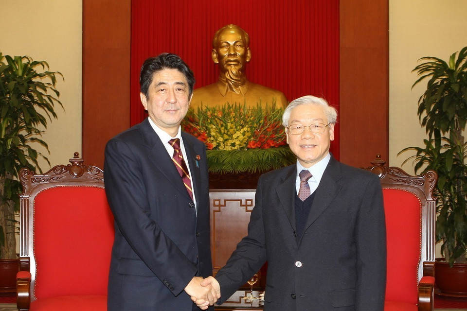 Chiều 16/1/2013, tại Trụ sở Trung ương Đảng, Tổng Bí thư Nguyễn Phú Trọng tiếp Thủ tướng Abe Shinzo thăm chính thức Việt Nam. (Ảnh: Trí Dũng/TTXVN)