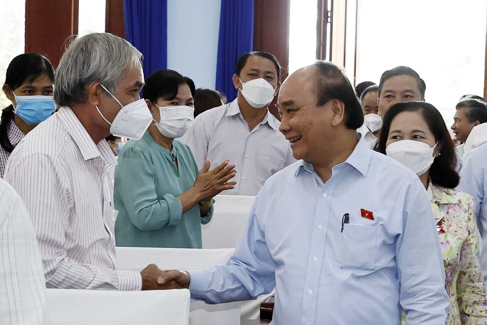 Cử tri đã phản ánh nhiều vấn đề nổi cộm hiện nay liên quan đến đời sống người dân như vấn đề giáo dục, đầu tư cơ sở hạ tầng, nhà ở cho người thu nhập thấp… (Ảnh: Thống Nhất/TTXVN)