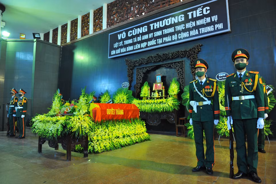 Lễ tang Trung tá Đỗ Anh được tổ chức trọng thể tại Nhà tang lễ Quốc gia, số 5 Trần Thánh Tông (Hà Nội). (Ảnh: Minh Đức/TTXVN)