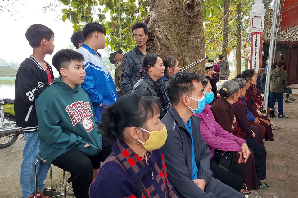 Người dân đến dự hội ít hơn nhiều so với những năm tổ chức tranh phết. (Ảnh: Minh Thu/Vietnam+)