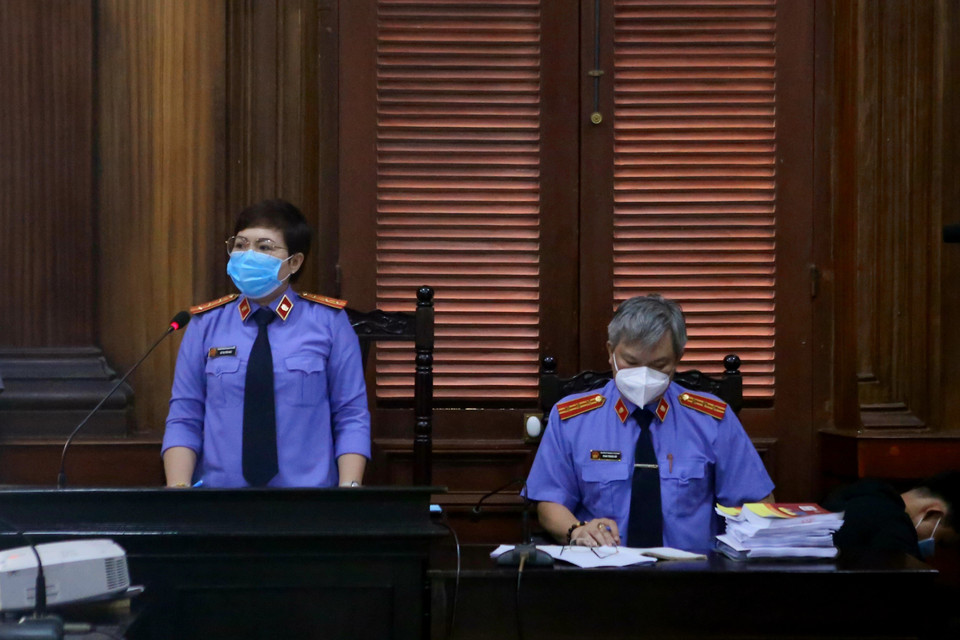 Đại diện Viện Kiểm sát nhân dân Thành phố Hồ Chí Minh tham gia phiên tòa. (Ảnh: Thành Chung/TTXVN)