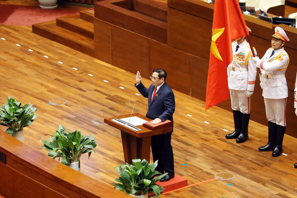 484/484 đại biểu có mặt biểu quyết tán thành, bằng 96,99% tổng số đại biểu Quốc hội đã biểu quyết bầu ông Phạm Minh Chính, Ủy viên Bộ Chính trị giữ chức Thủ tướng Chính phủ nhiệm kỳ 2021-2026. (Ảnh: Phạm Kiên/TTXVN)