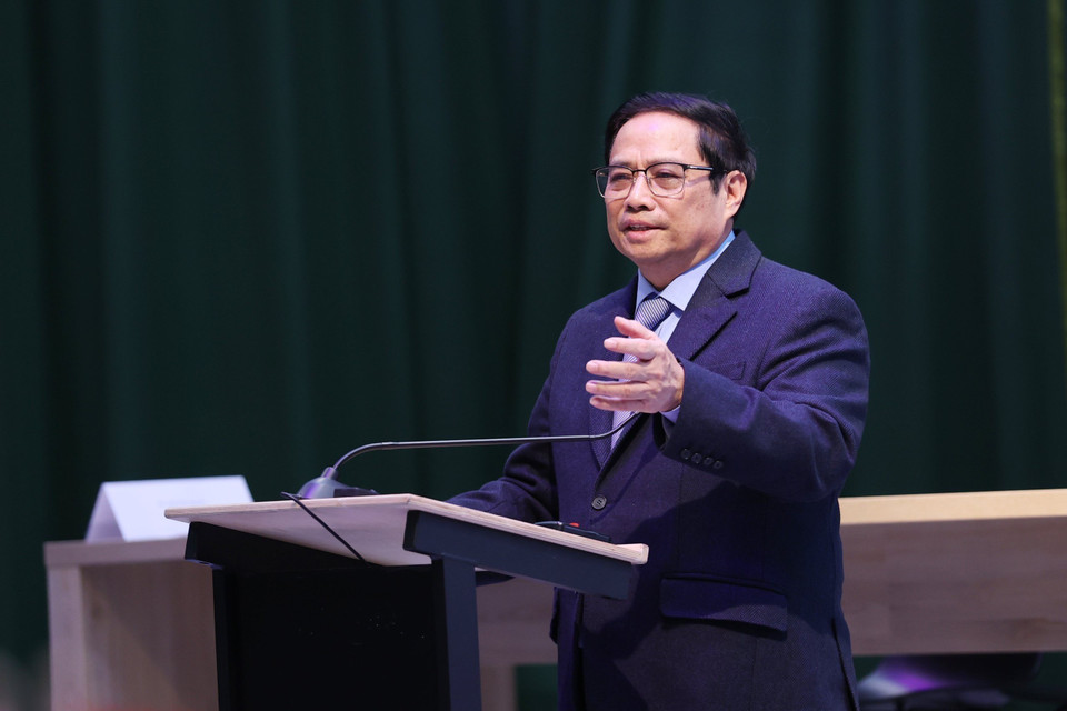 Thủ tướng Phạm Minh Chính phát biểu tại buổi làm việc với các CEO Khu công nghệ cao Brainport và tỉnh Bắc Brabant. (Ảnh: Dương Giang/TTXVN)